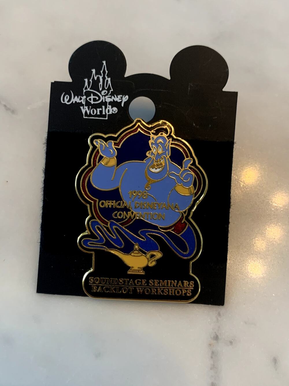 Vintage Walt Disney World Genie Lamp 1998 Convention Disney Trading Pin